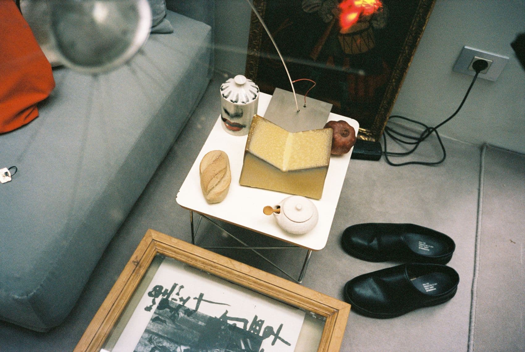 Bd Apartamento Accessories Book Stand Nacho Alegre 1