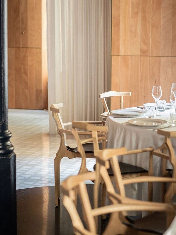 Bd Gaulino Chair Cheriff Restaurant 1