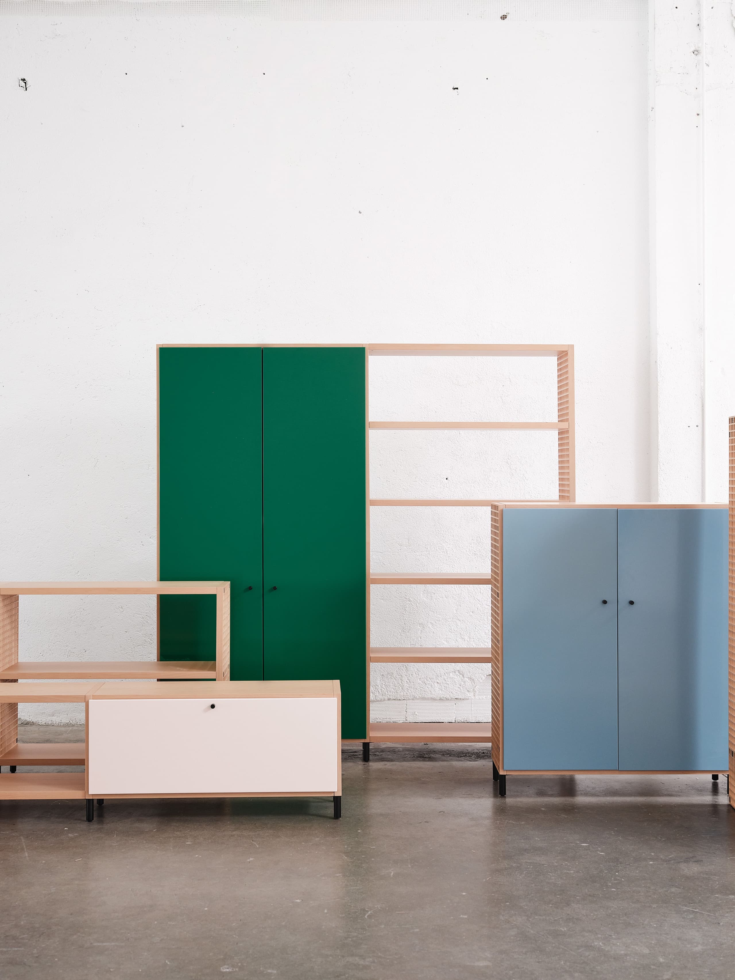 RASTERS CABINETS