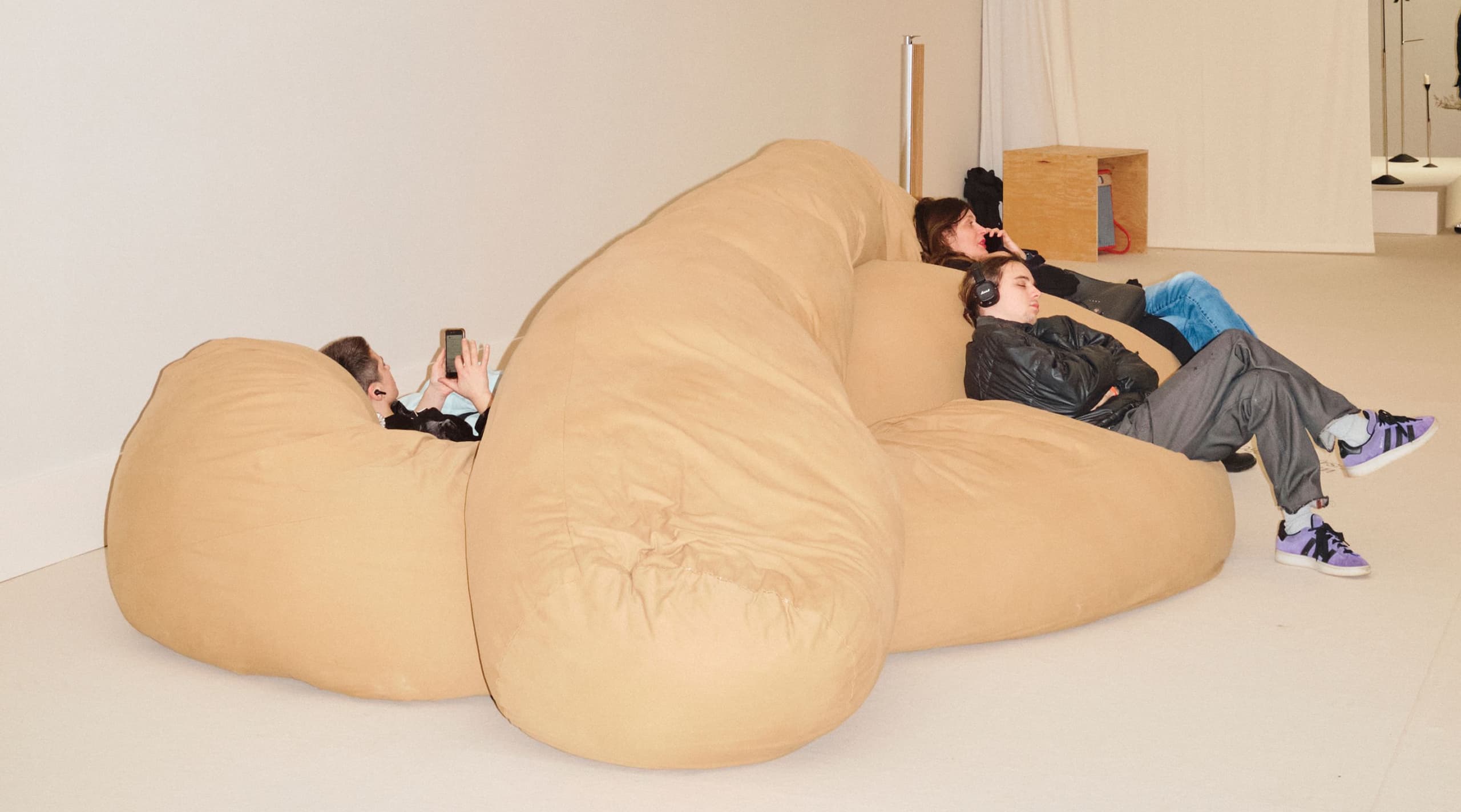 SAUSAGE by Willo Perron