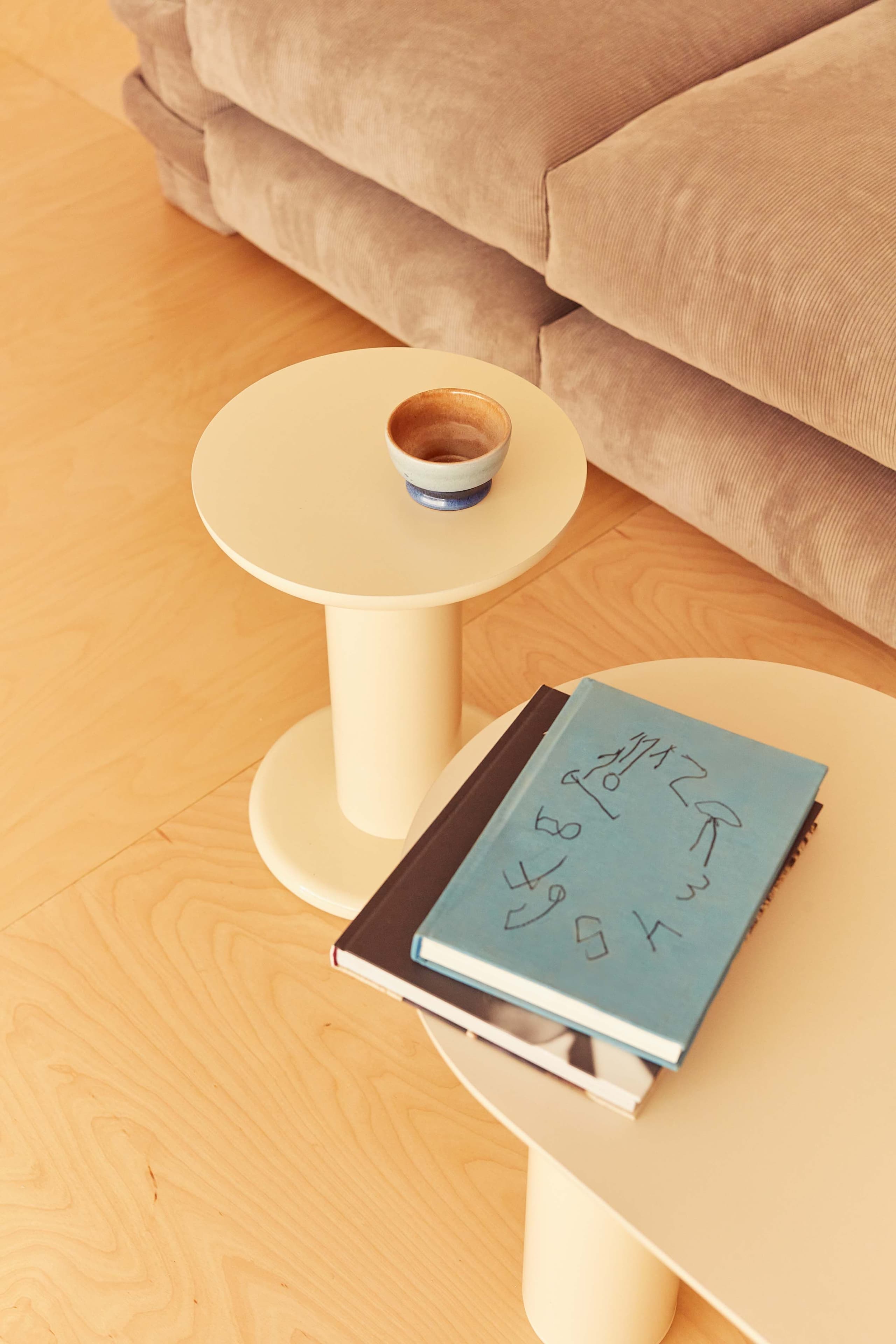 ECLIPSO SIDE TABLE