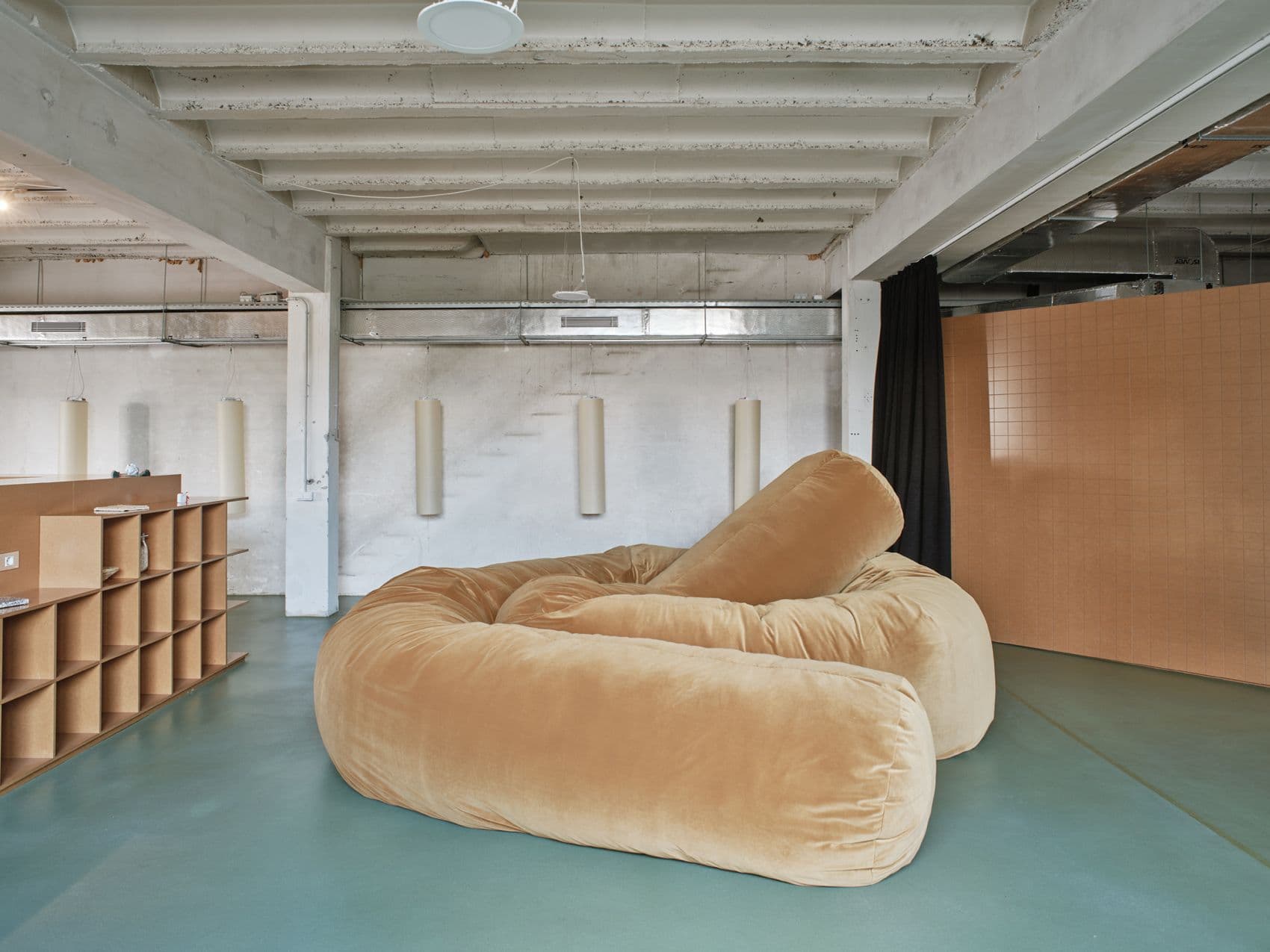 Bd Sausage Willo Perron Maharam Gazelle 17 1