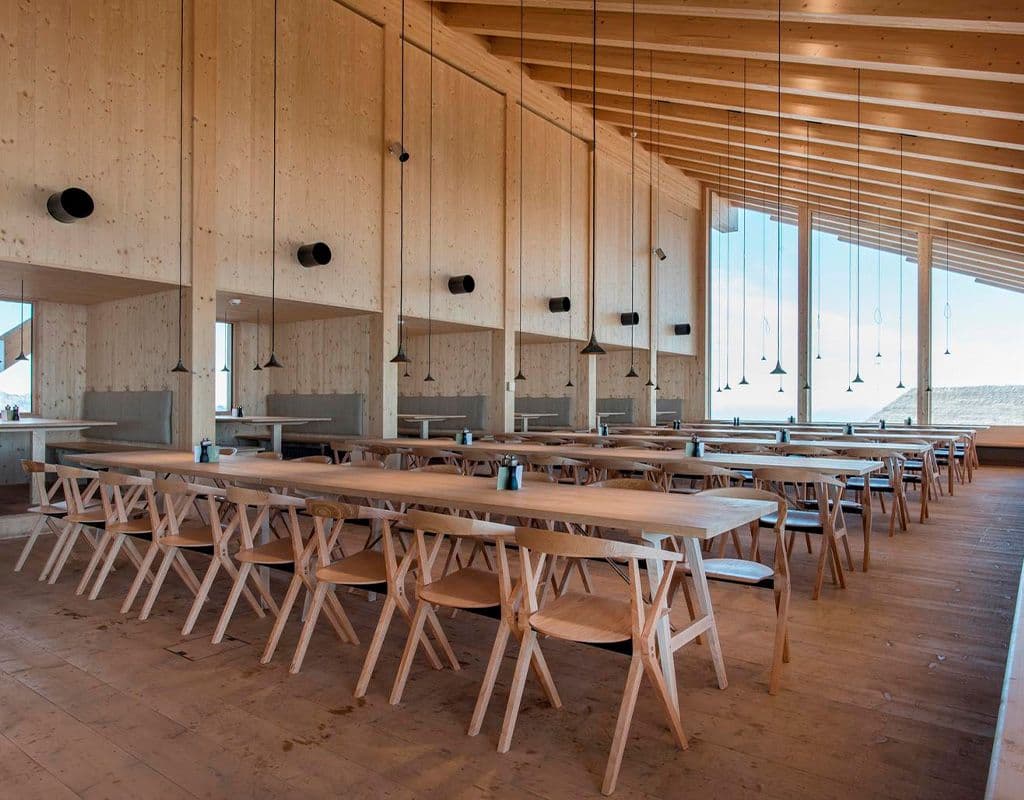 Bd Gipfelrestaurant Mountain Station 8