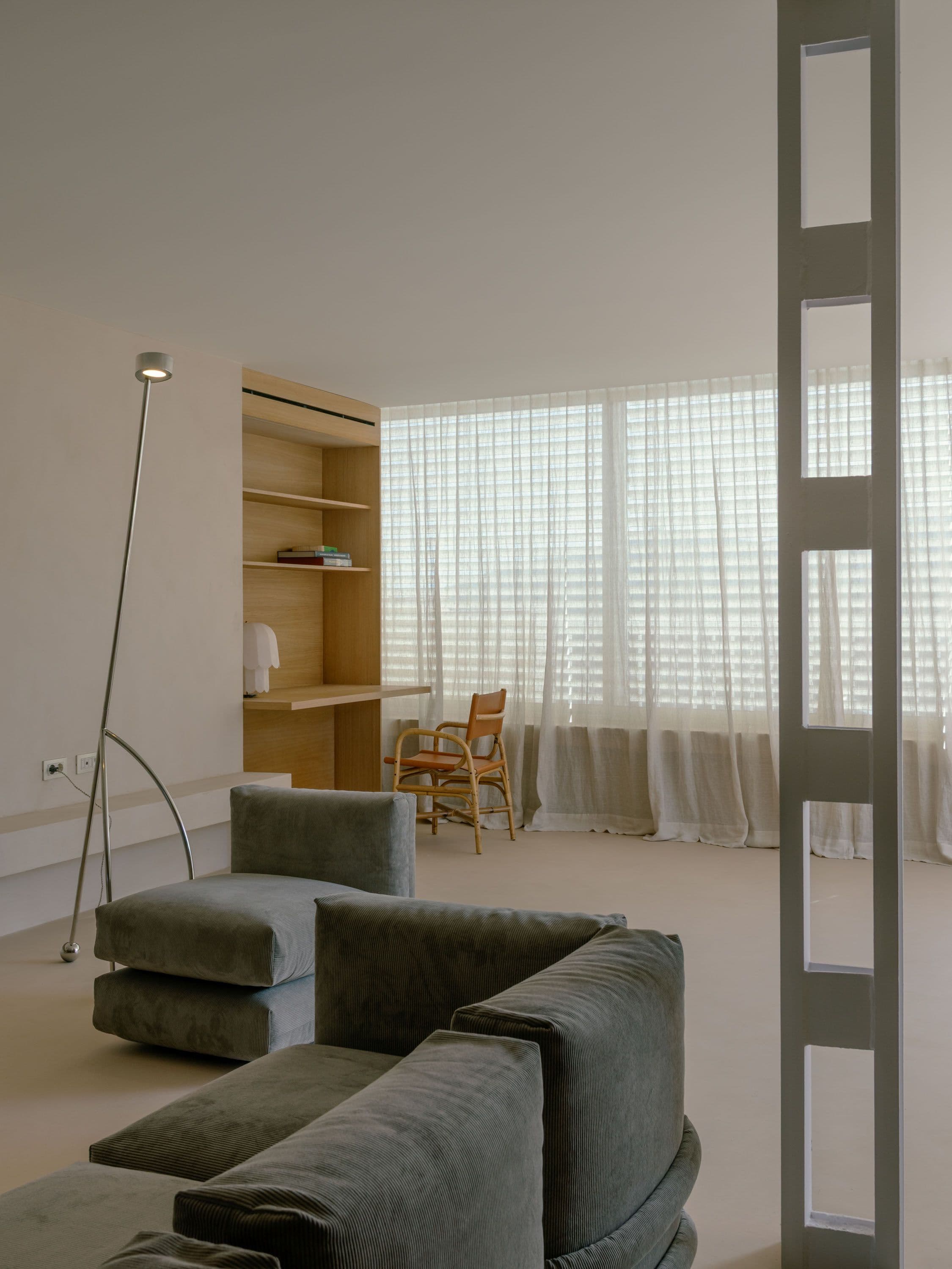 Bd Stedelijk Chair Sabine Marcelis Simonemarcolin Mh.ap 1