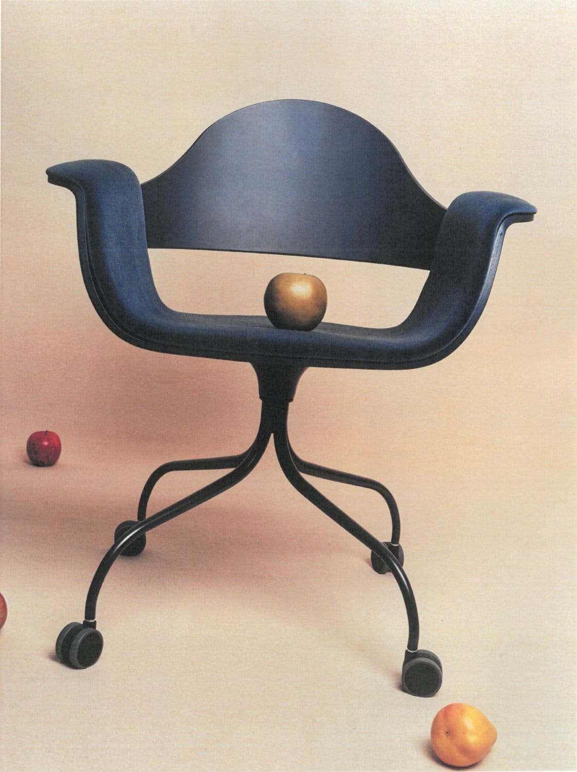 Bd Showtime Chair Nacho Alegre Campaign Blu 3