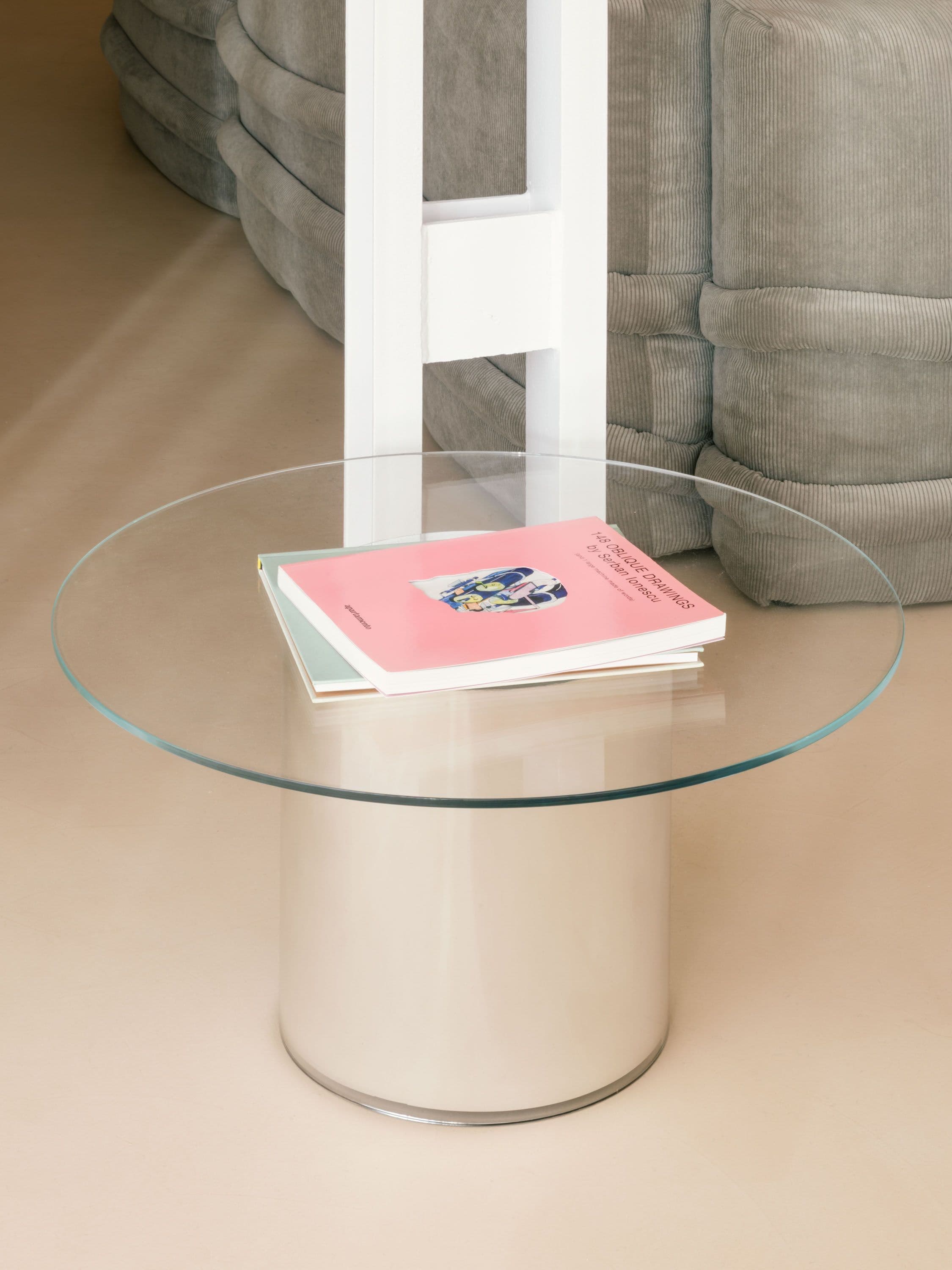 Bd 2001 Sidetable Canalda And Ubeda Simonemarcolin Mh.ap