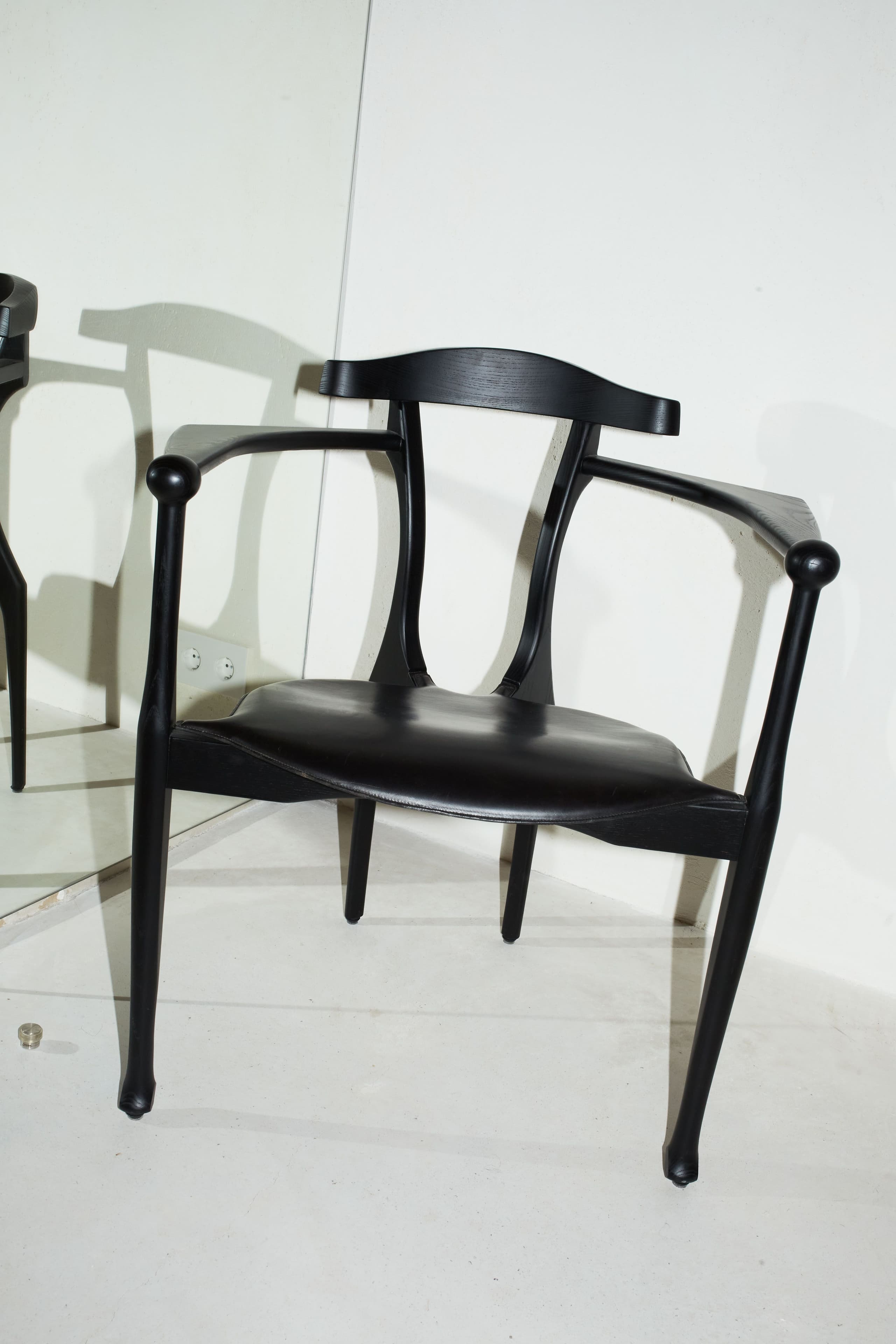 GAULINO EASY CHAIR